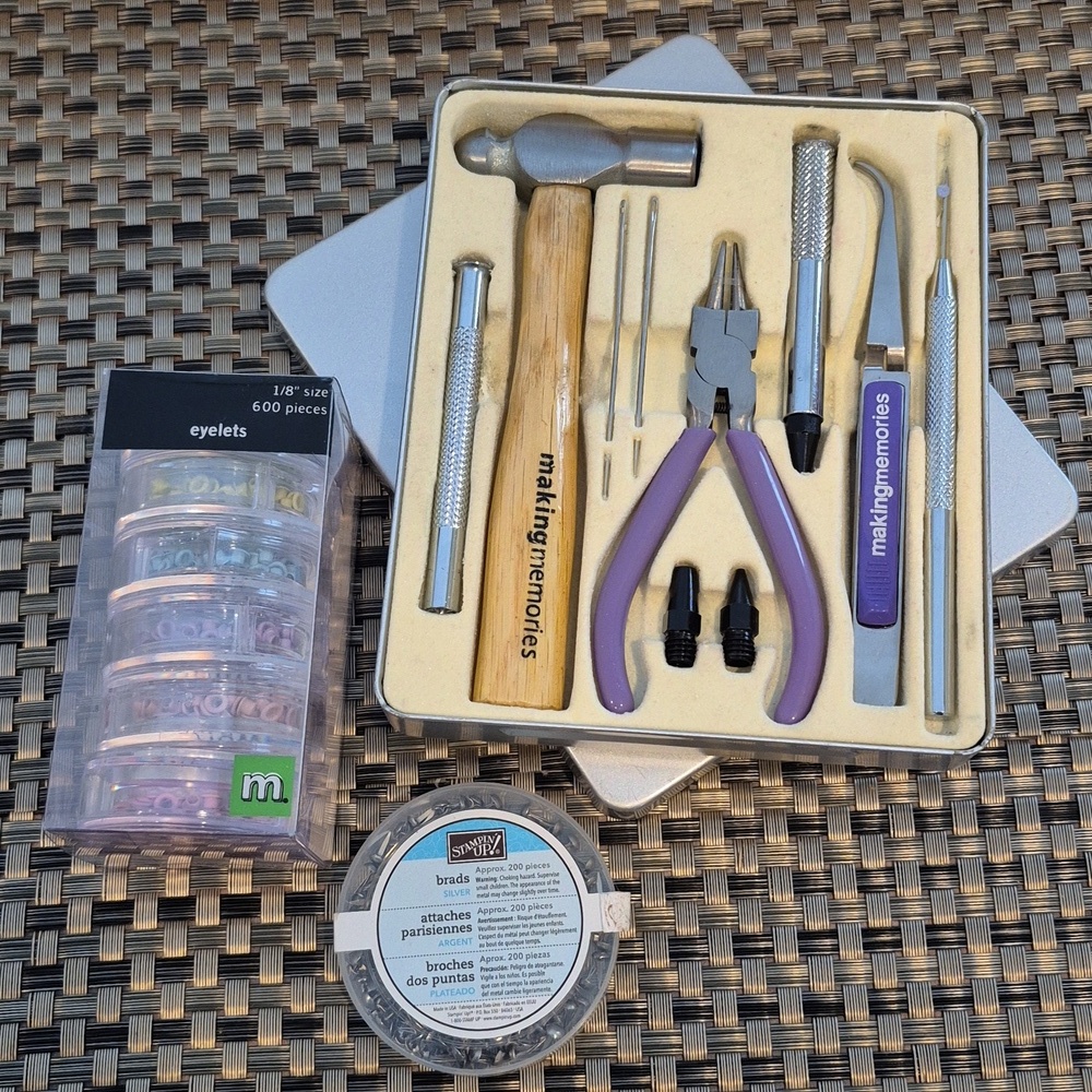 MAKING MEMORIES Craft Grommet Eyelet Tool Kit
